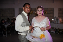 AGRADABLE BODA DE EDUARDO Y ELIZABETH