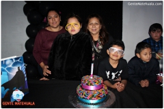 FIESTA-DE-CUMPLEAÑOS-9-REGINA-Y-8-AÑOS-VICTOR-CON-UNA-MINIDISCO-11